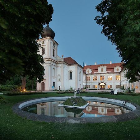 Chateau Loucen Garden Retreat Екстер'єр фото