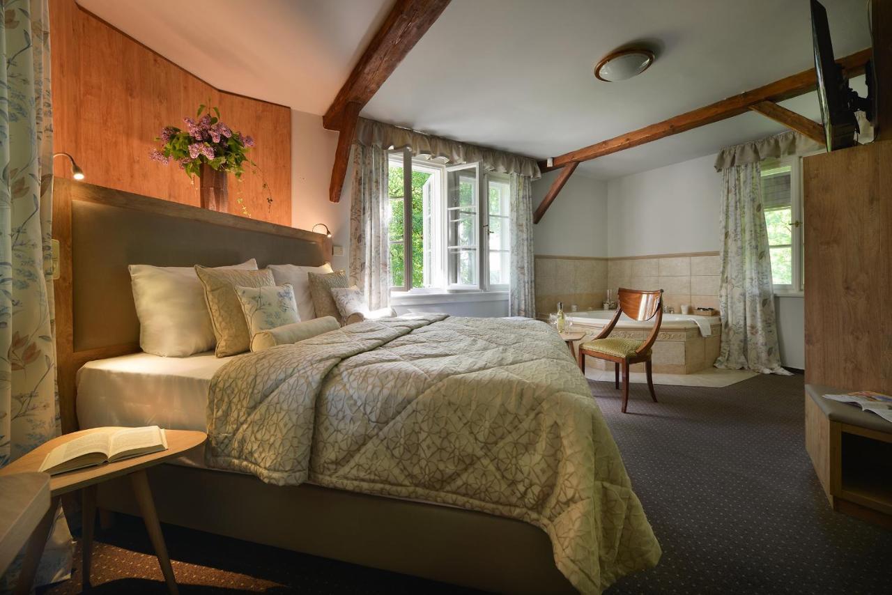 Chateau Loucen Garden Retreat Екстер'єр фото