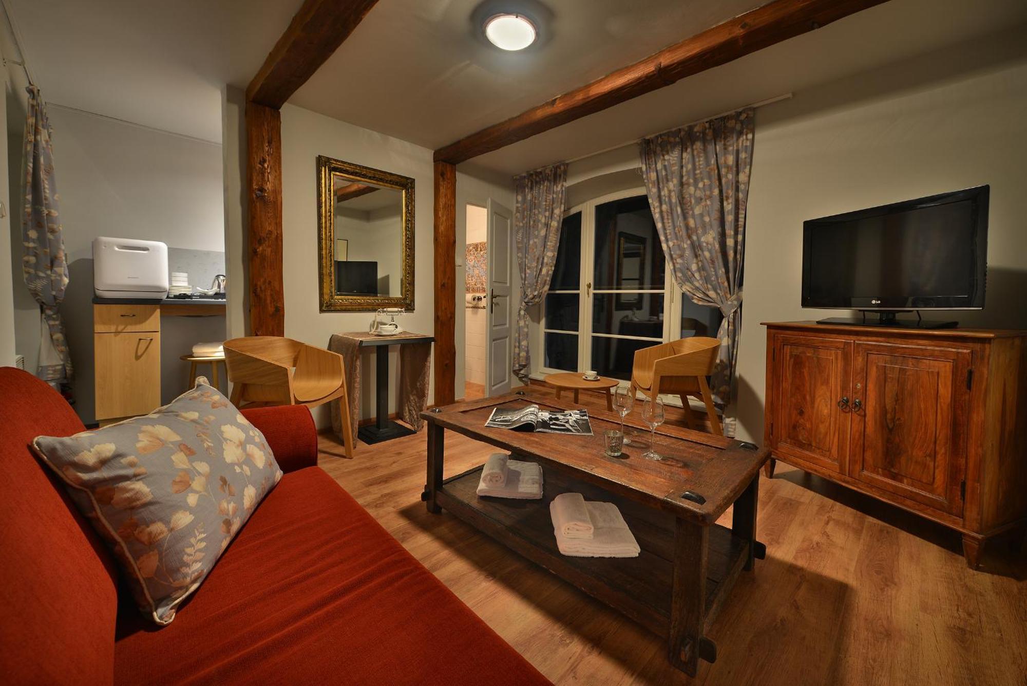 Chateau Loucen Garden Retreat Екстер'єр фото