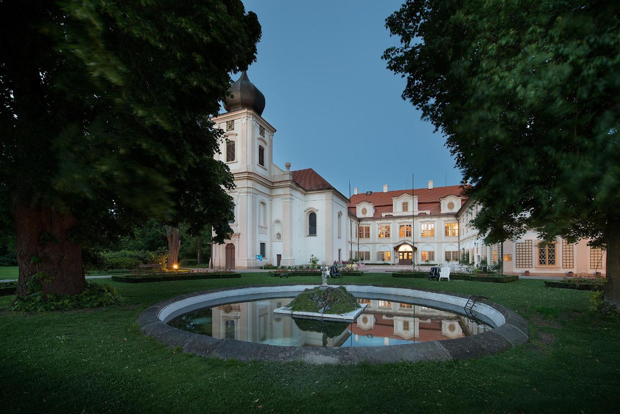 Chateau Loucen Garden Retreat Екстер'єр фото