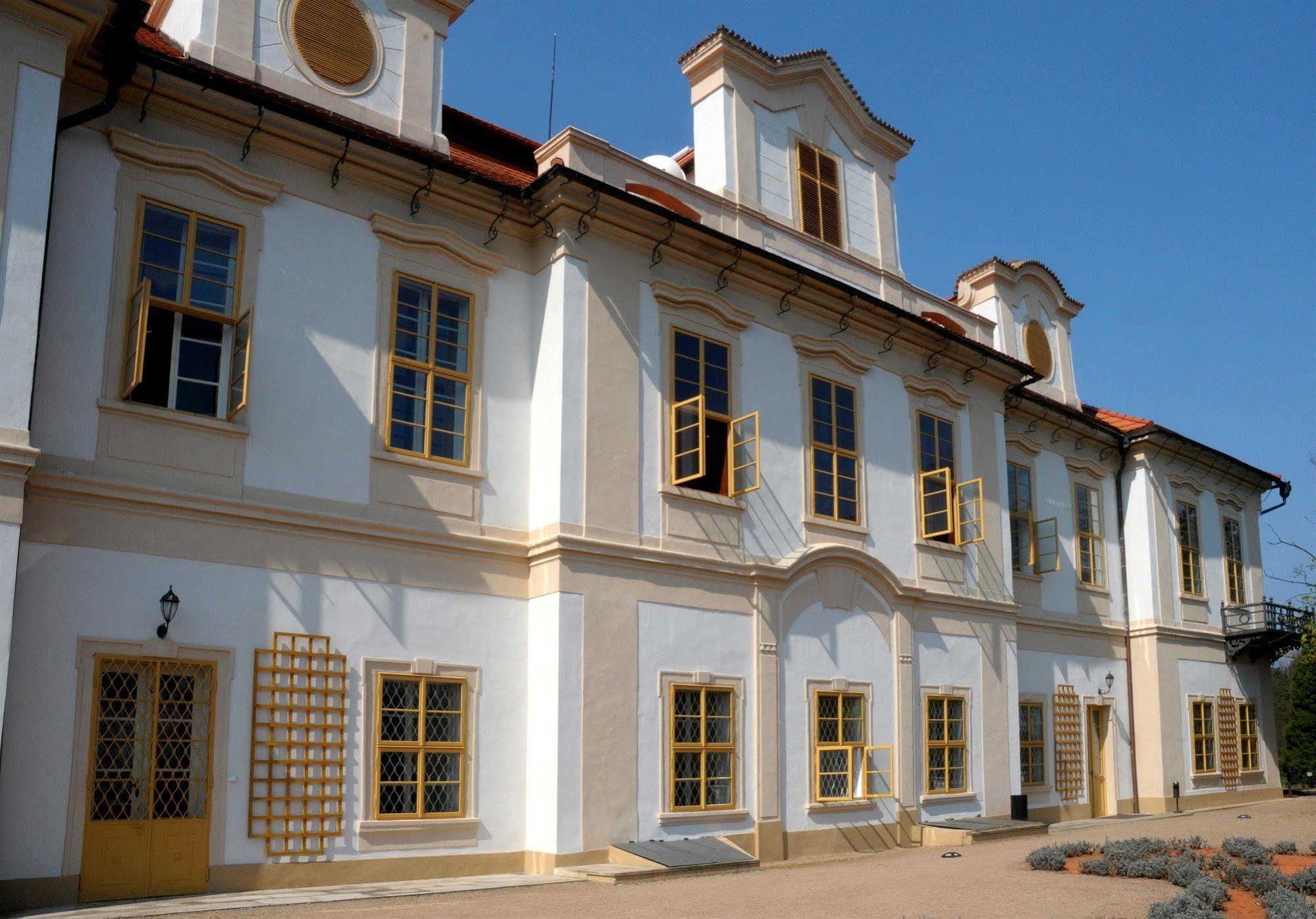 Chateau Loucen Garden Retreat Екстер'єр фото
