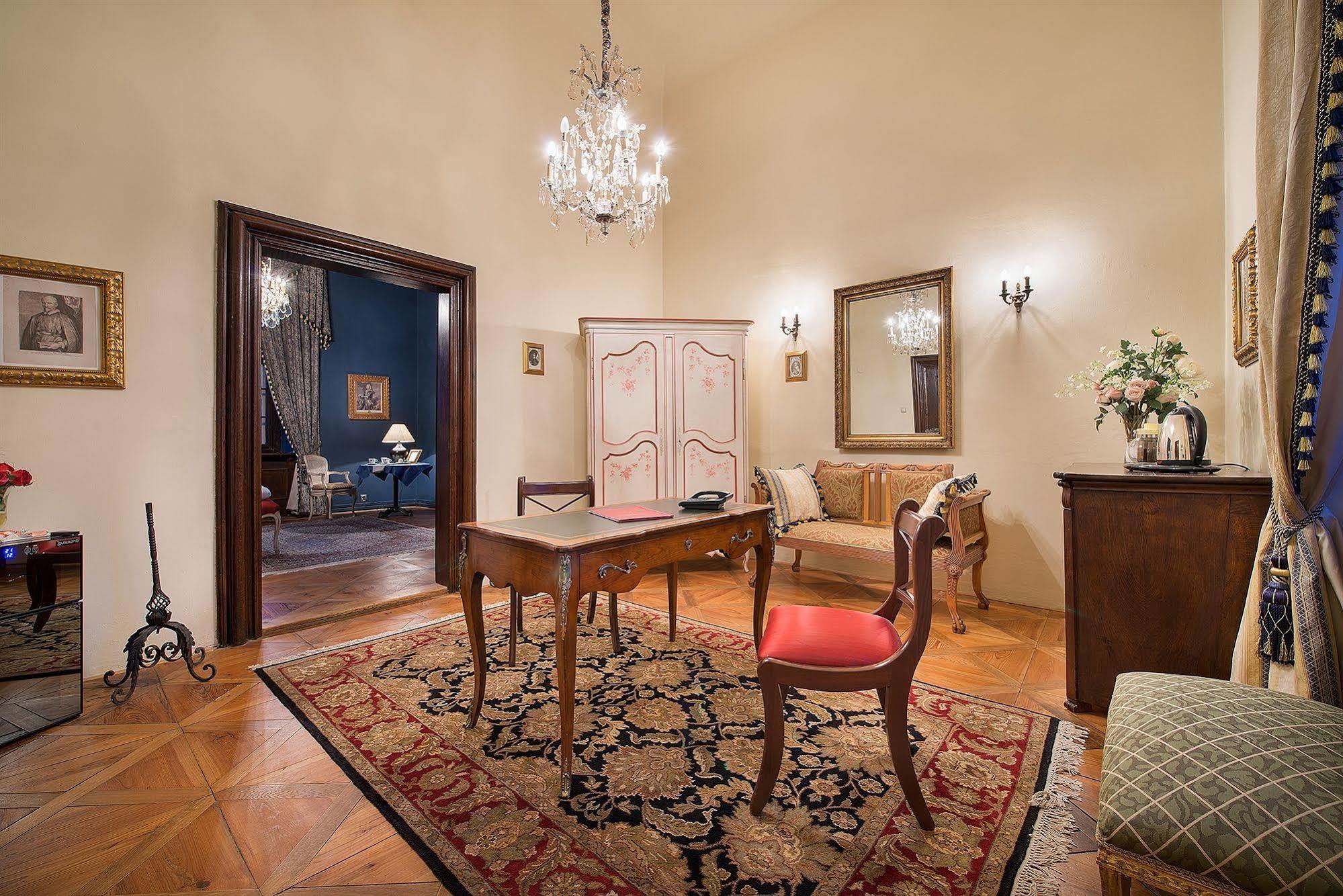 Chateau Loucen Garden Retreat Екстер'єр фото
