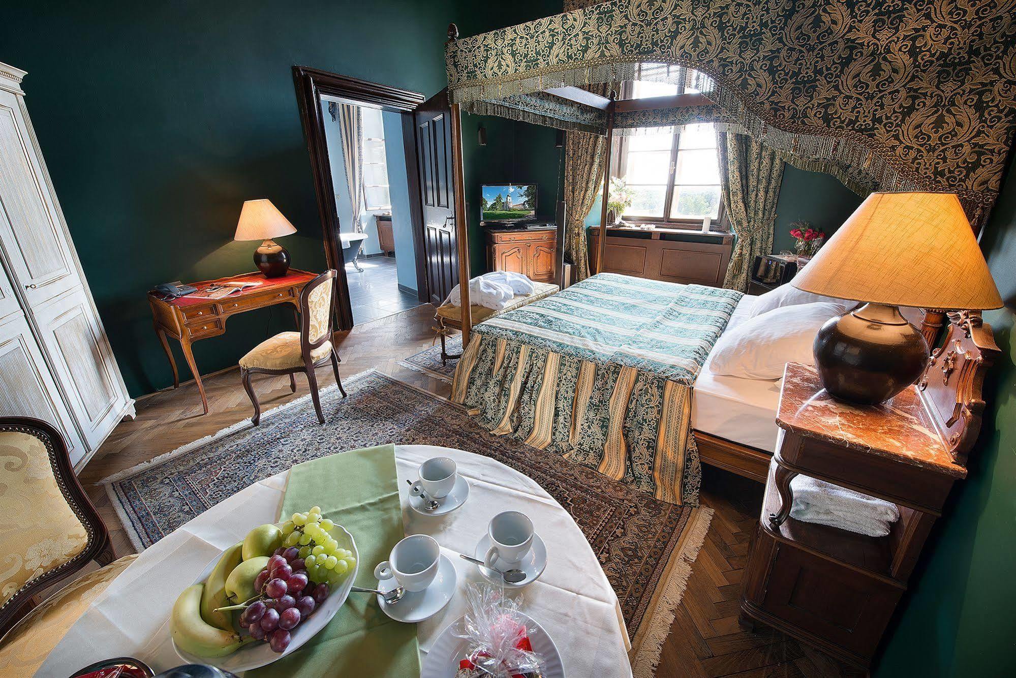 Chateau Loucen Garden Retreat Екстер'єр фото